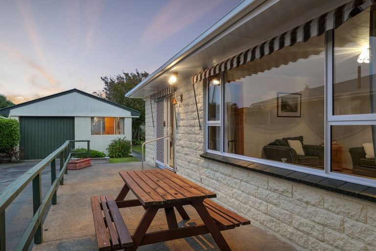 Photo of property in 108 Isleworth Road, Bishopdale, Christchurch, 8053