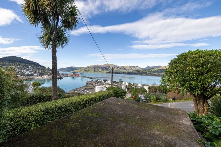 Photo of property in 44 Cressy Terrace, Lyttelton, 8082