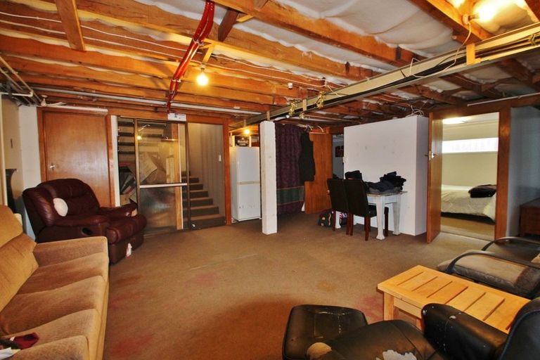 Photo of property in 44 Broughton Street, Gore, 9710