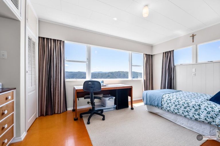 Photo of property in 85 Normandale Road, Normandale, Lower Hutt, 5010