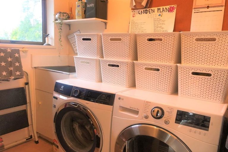 Photo of property in 8 Chestnut Place, Pukete, Hamilton, 3200