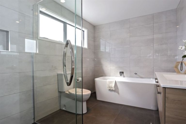 Photo of property in 10 Tuangi Way, Papamoa Beach, Papamoa, 3118