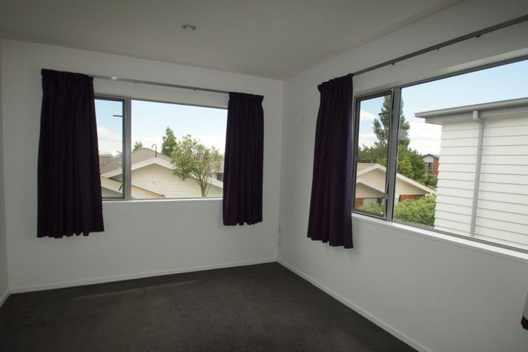 Photo of property in 70c Elizabeth Street, Riccarton, Christchurch, 8041