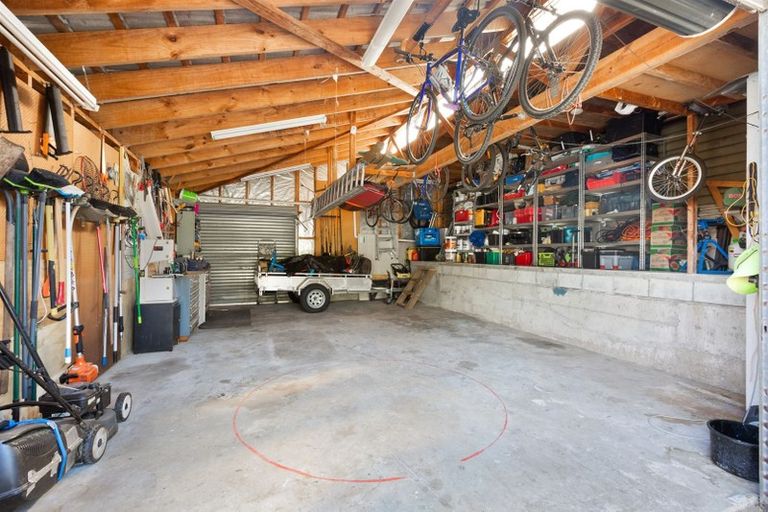 Photo of property in 109 Golf Road, Paraparaumu Beach, Paraparaumu, 5032