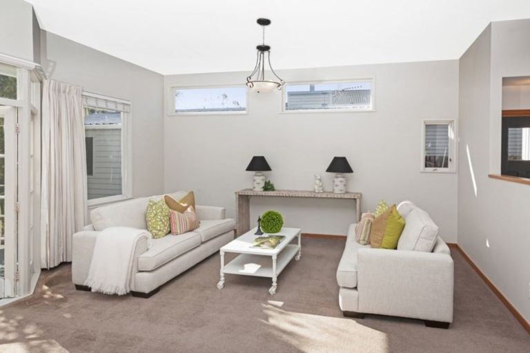 Photo of property in 23 Hawkesbury Avenue, St Albans, Christchurch, 8014