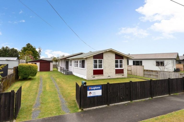 Photo of property in 69 Mears Road, St Andrews, Hamilton, 3200