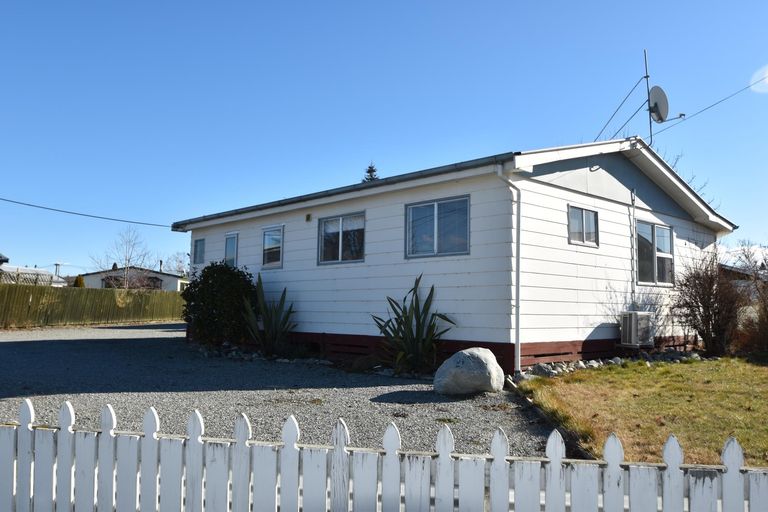 Photo of property in 14 Maryburn Road, Twizel, 7901