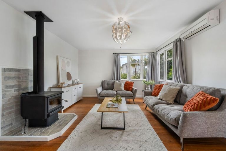 Photo of property in 21 Glenfield Crescent, Mairehau, Christchurch, 8052