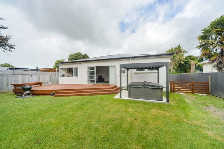 Photo of property in 53 Beattie Street, Feilding, 4702