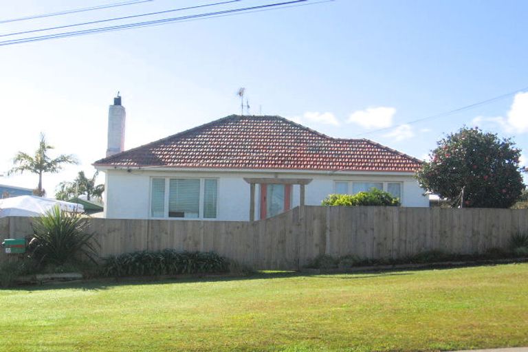 Photo of property in 33 Pah Road, Onerahi, Whangarei, 0110