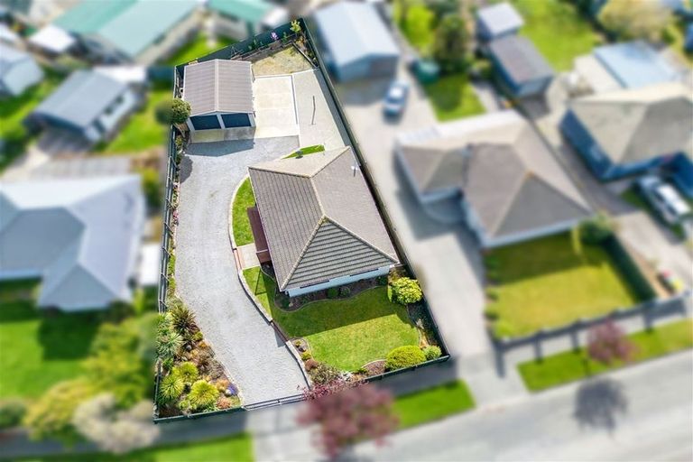 Photo of property in 32 Taurima Street, Hei Hei, Christchurch, 8042