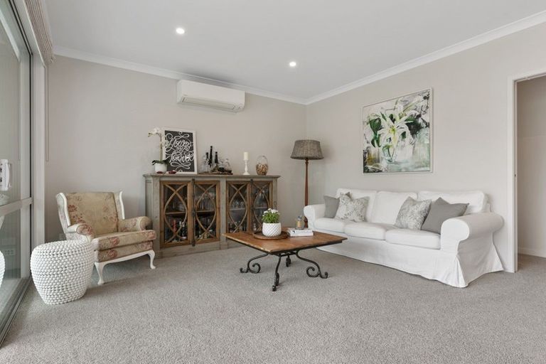 Photo of property in 71 Rexford Heights, Pyes Pa, Tauranga, 3112