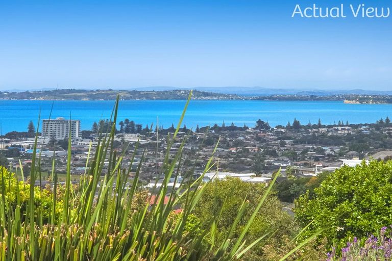 Photo of property in 9 Maire Road, Orewa, 0931