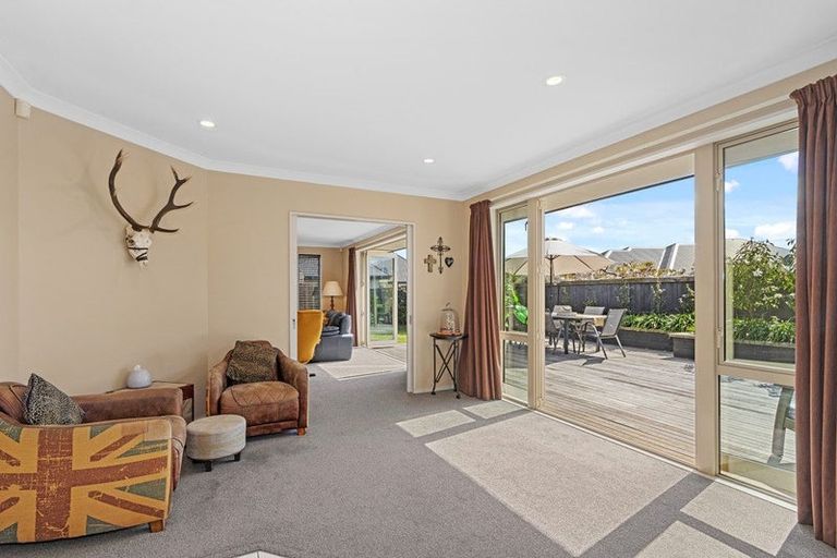 Photo of property in 7 Shield Place, Halswell, Christchurch, 8025