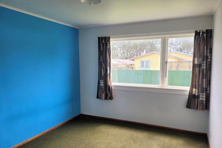 Photo of property in 32 Hine Street, New Plymouth, 4310