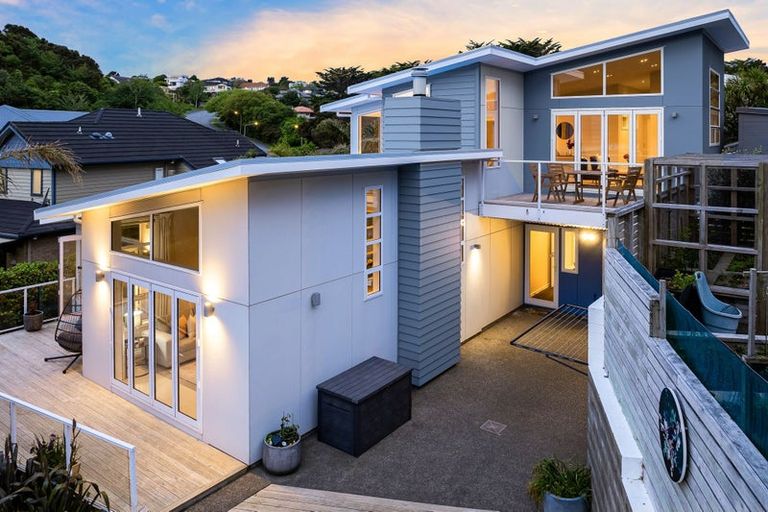 Photo of property in 4 Antipodes Lane, Whitby, Porirua, 5024