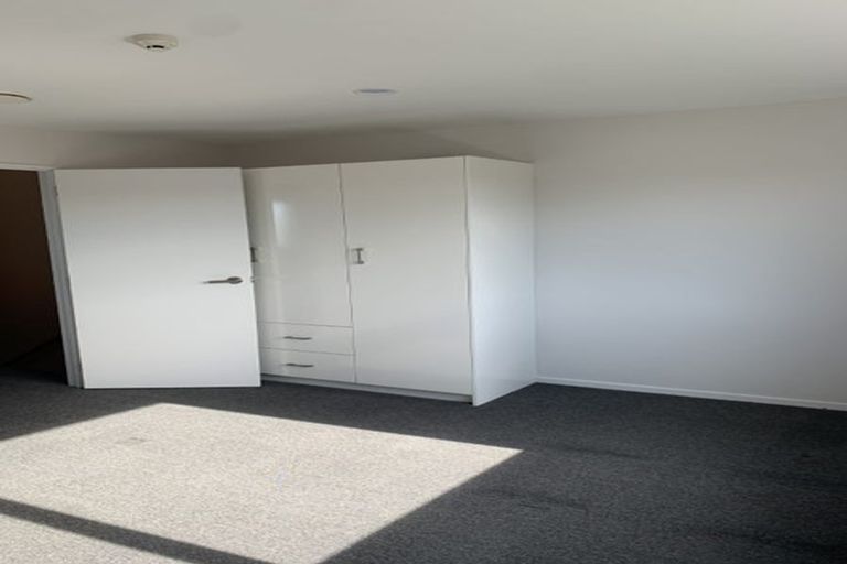 Photo of property in 60 Niu Lane, Te Atatu South, Auckland, 0610