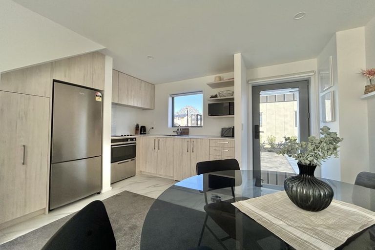 Photo of property in 27 Tensing Place, Sockburn, Christchurch, 8042