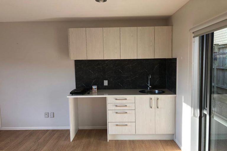 Photo of property in 11 Kerrykeel Drive, Flat Bush, Auckland, 2019