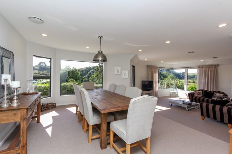 Photo of property in 371b Mangorei Road, Merrilands, New Plymouth, 4312