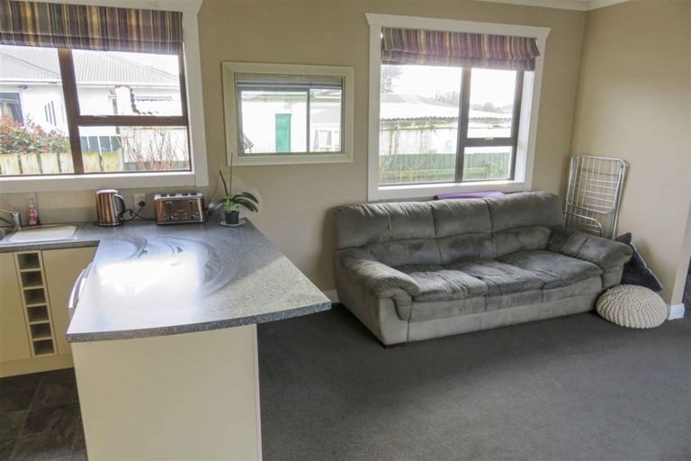 Photo of property in 12 Moa Street, Waikiwi, Invercargill, 9810