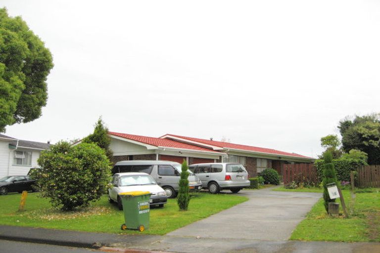 Photo of property in 15 Sunnypark Avenue, Rosehill, Papakura, 2113