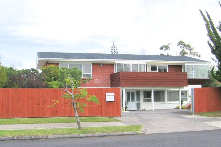 Photo of property in 19 Markham Place, Bucklands Beach, Auckland, 2012