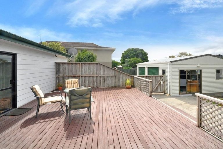 Photo of property in 4 Southview Place, Wattle Downs, Auckland, 2102