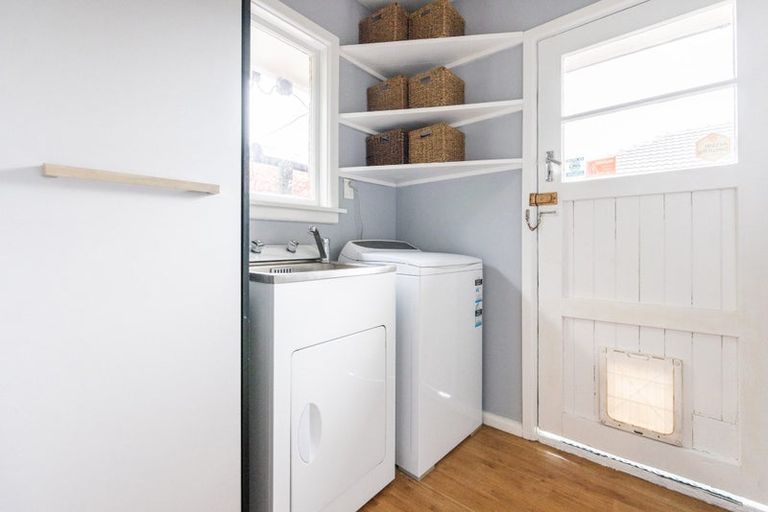 Photo of property in 8a Kyeburn Place, Avonhead, Christchurch, 8042