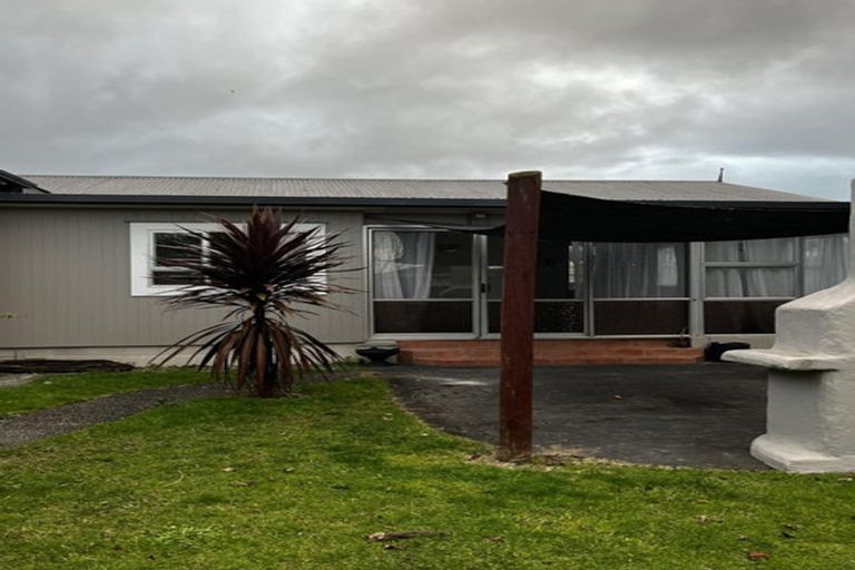 Photo of property in 81 Meeanee Road, Taradale, Napier, 4112
