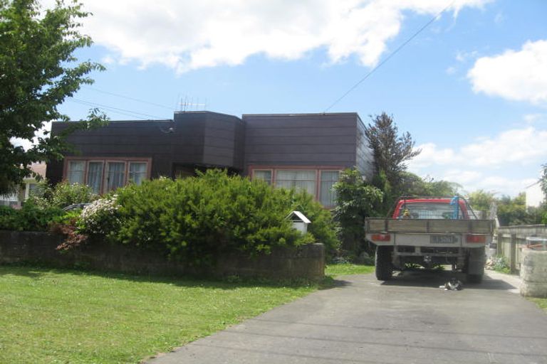 Photo of property in 28 Field Street, Aramoho, Whanganui, 4500