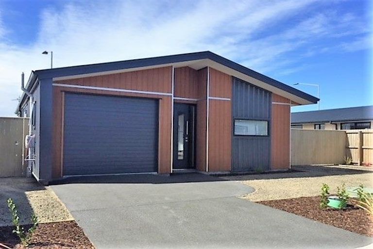 Photo of property in 27 Sharman Place, Wigram, Christchurch, 8042
