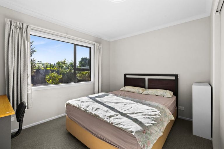 Photo of property in 28a Howard Road, Taradale, Napier, 4112