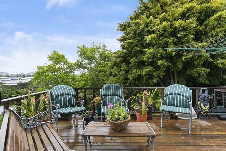 Photo of property in 1/30 Western Springs Road, Morningside, Auckland, 1022