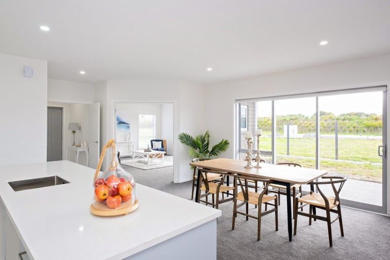 Photo of property in 35 Arihi Crescent, Frimley, Hastings, 4120