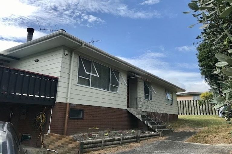 Photo of property in 30 Glynnbrooke Street, Te Atatu South, Auckland, 0610