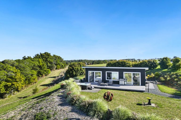 Photo of property in 961a Wiroa Road, Okaihau, 0475