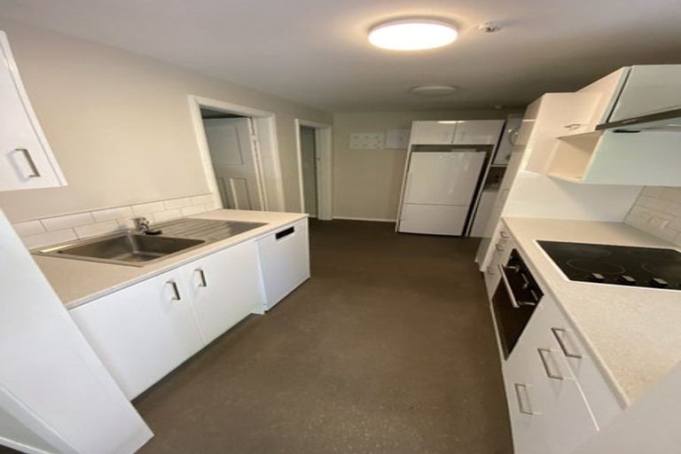 Photo of property in 4a Easdale Street, Kelburn, Wellington, 6012