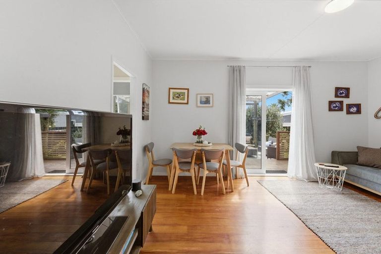 Photo of property in 16 Maranui Street, Welbourn, New Plymouth, 4310