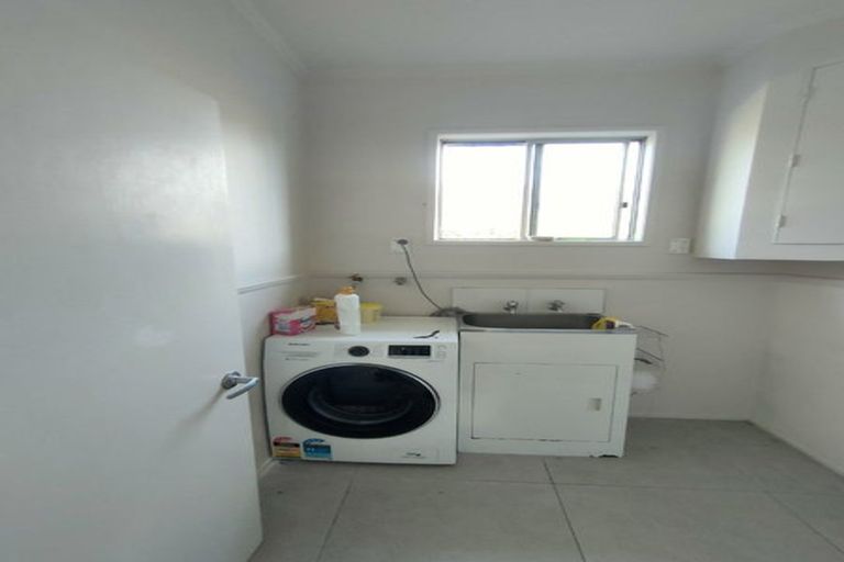 Photo of property in 6c Seaview Road, Milford, Auckland, 0620