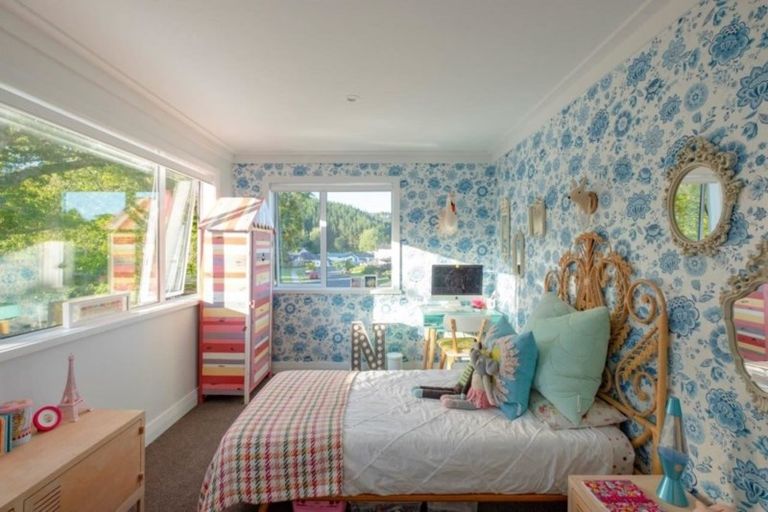 Photo of property in 13 Wautaiti Drive, Riverhead, 0820