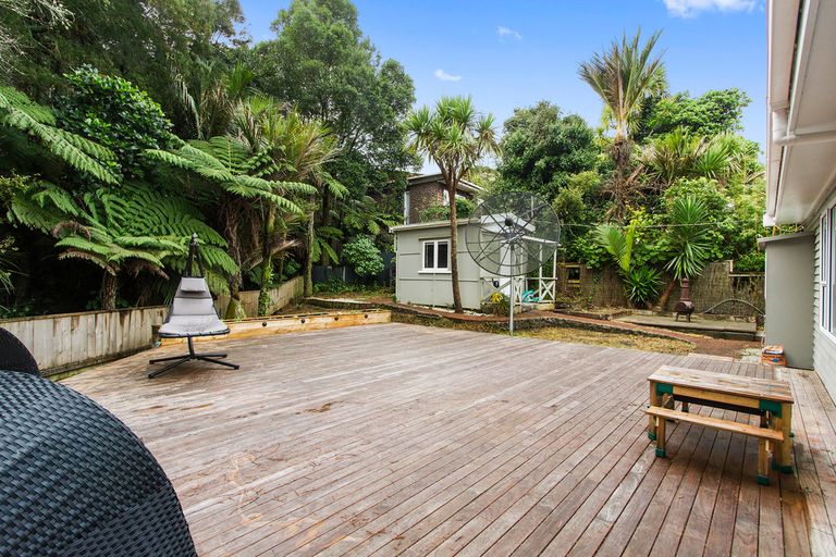 Photo of property in 67 Park Road, Titirangi, Auckland, 0604