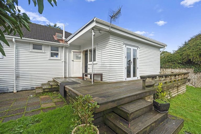 Photo of property in 17 Allenby Street, Bader, Hamilton, 3206