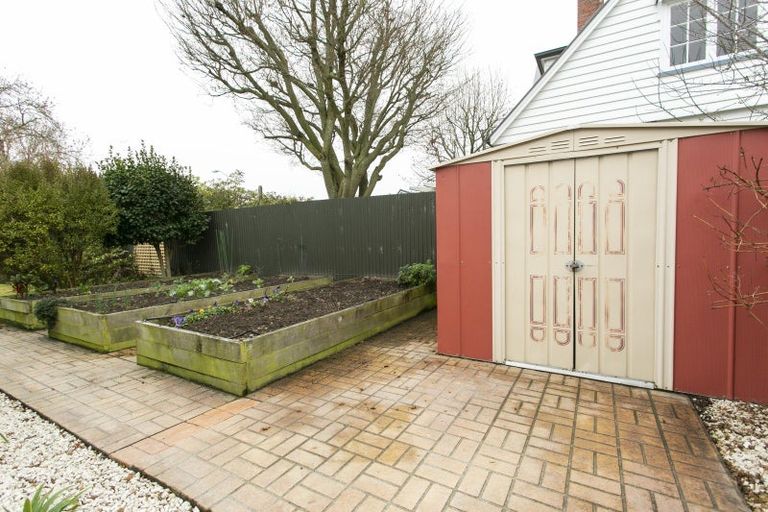 Photo of property in 21 Mona Square, Ashburton, 7700