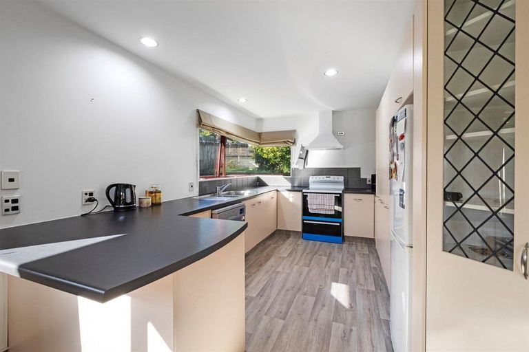 Photo of property in 8 Katherine Place, Bellevue, Tauranga, 3110