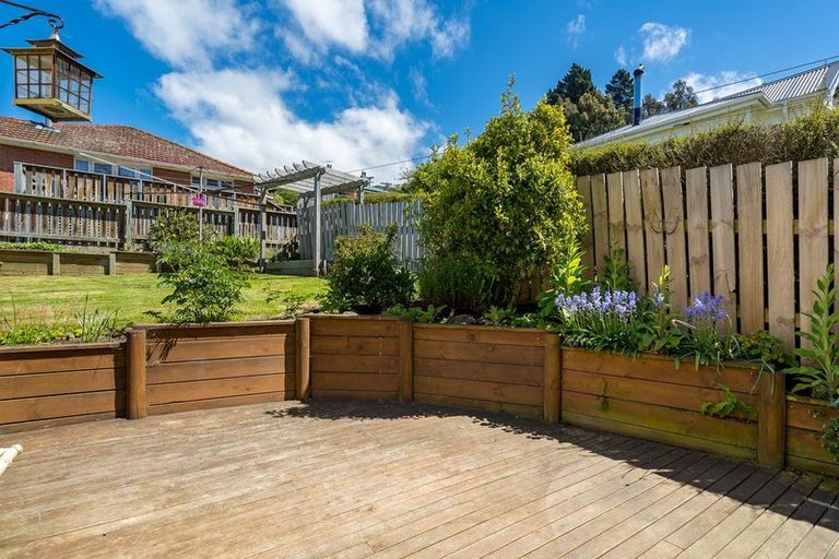 Photo of property in 128 Glen Road, The Glen, Dunedin, 9011