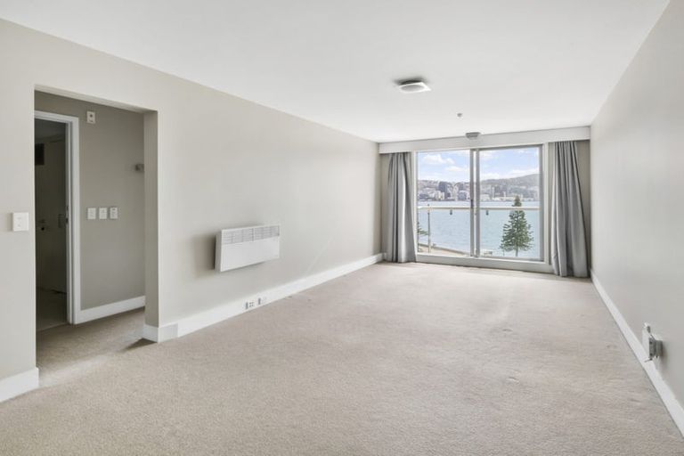 Photo of property in The Capital, 11/370 Oriental Parade, Oriental Bay, Wellington, 6011