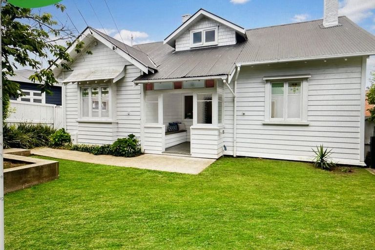 Photo of property in 45 View Road, Mount Eden, Auckland, 1024