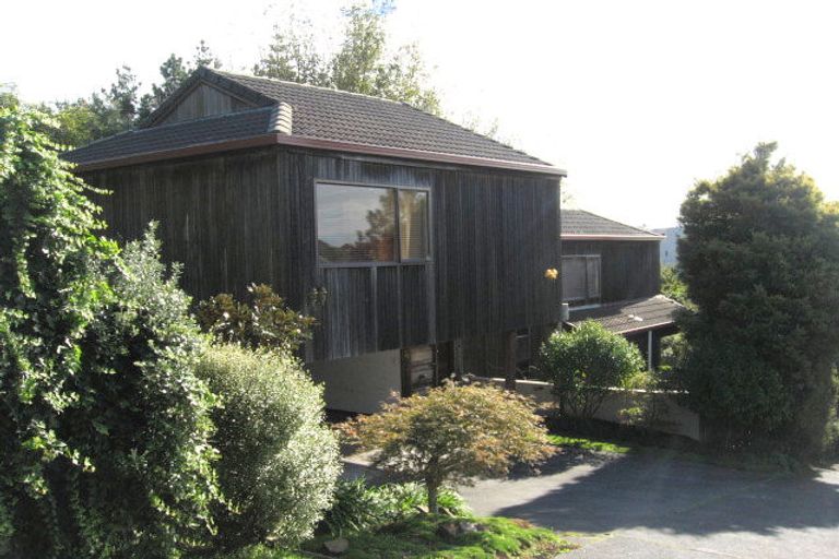 Photo of property in 29 Copperfield Terrace, Mellons Bay, Auckland, 2014