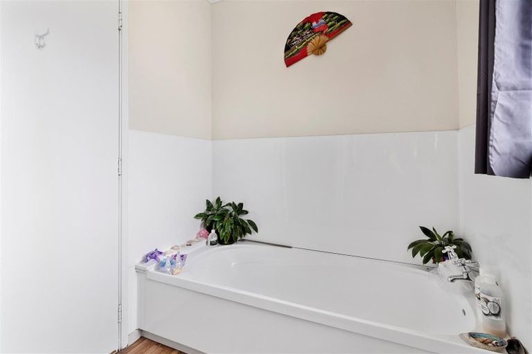 Photo of property in 11 Beryl Place, Pukehangi, Rotorua, 3015